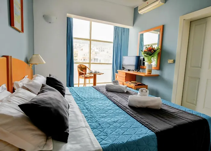 Il-plajja Hotel Marsalforn