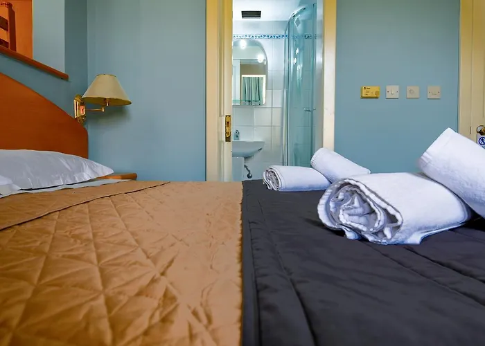 Il-plajja Hotel Marsalforn