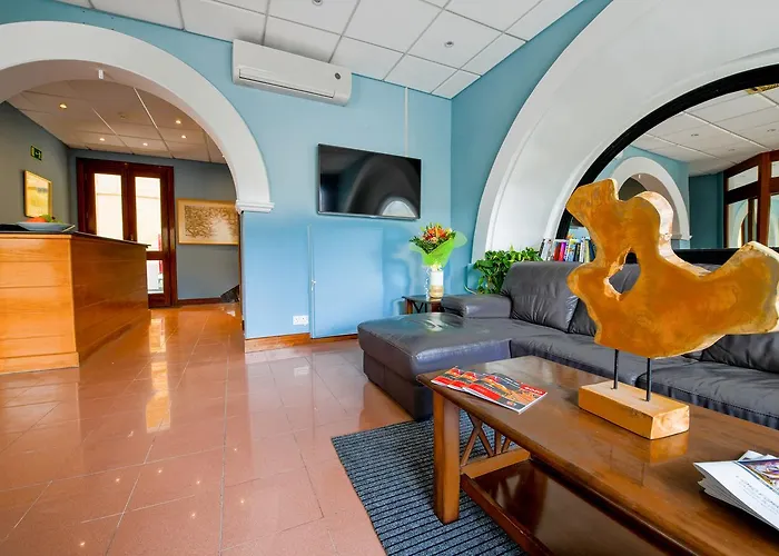 Il-plajja Hotel Marsalforn